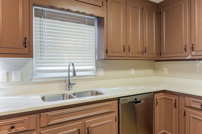 2,580/Mo, 2981 Sutton Dr SW Marietta, GA 30064 Kitchen View 2