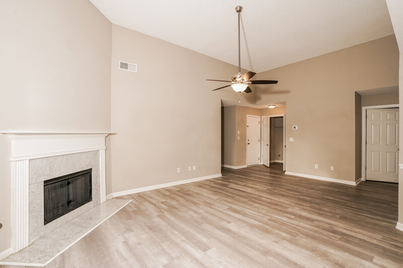 1,855/Mo, 206 Nadia Ct Locust Grove, GA 30248 Living Room View 2