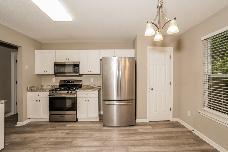 1,855/Mo, 206 Nadia Ct Locust Grove, GA 30248 Kitchen View