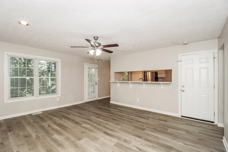 2,510/Mo, 2613 Windage Dr SW Marietta, GA 30008 Living Room View 2