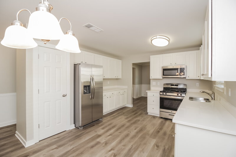 2,350/Mo, 148 Baywood Xing Hiram, GA 30141 Kitchen View