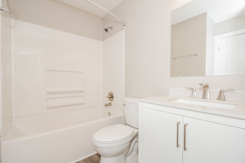 2,350/Mo, 148 Baywood Xing Hiram, GA 30141 Bathroom View