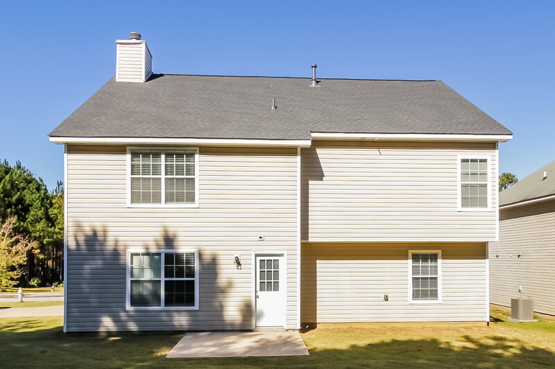 2,350/Mo, 148 Baywood Xing Hiram, GA 30141 Rear View