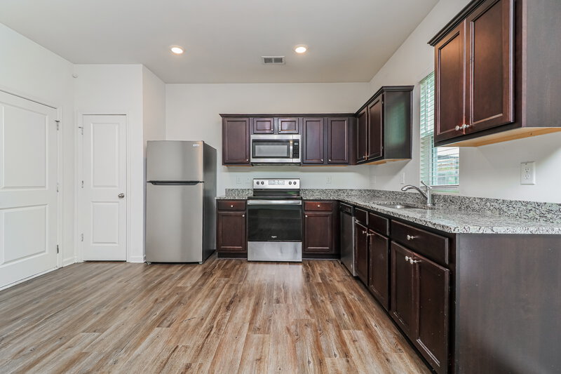 2,090/Mo, 44 Meriwether Ln Villa Rica, GA 30180 Kitchen View