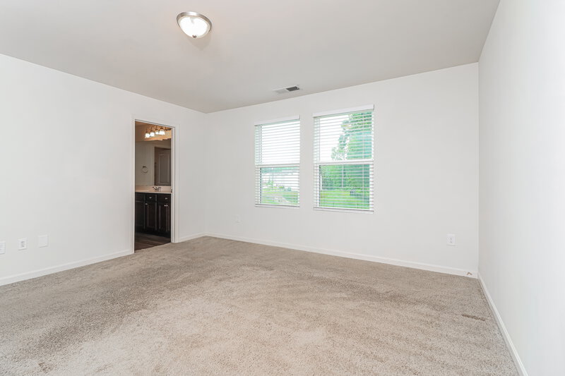 2,090/Mo, 44 Meriwether Ln Villa Rica, GA 30180 Main Bedroom View