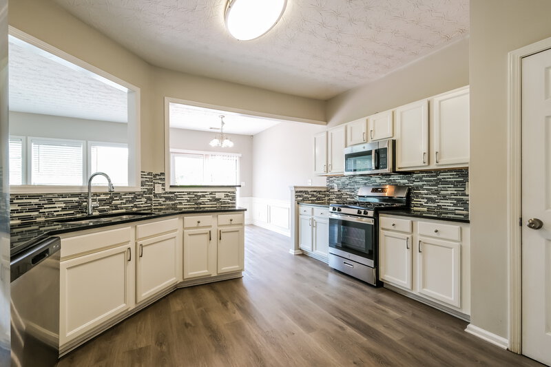 2,640/Mo, 461 Pondweed Dr Lawrenceville, GA 30045 Kitchen View