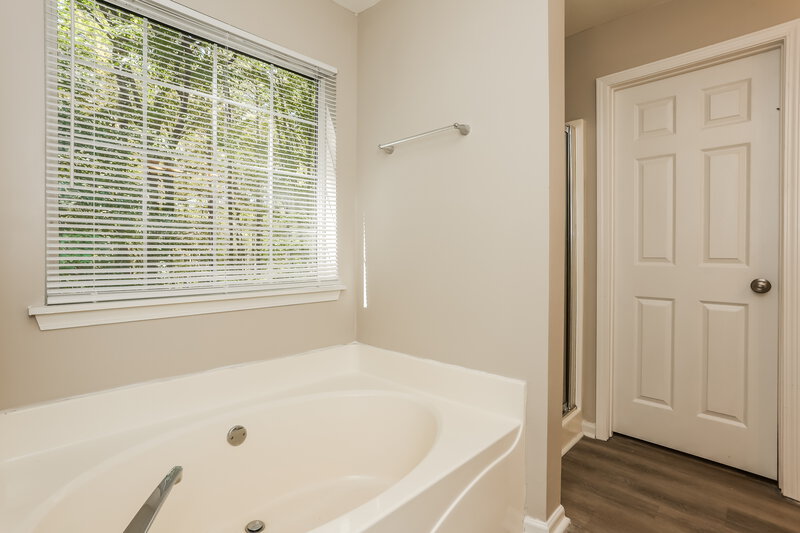 2,335/Mo, 4097 Sweetsprings Terrace SW Powder Springs, GA 30127 Main Bathroom View 2