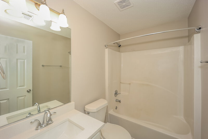 2,415/Mo, 6116 Redtop Loop Fairburn, GA 30213 Bathroom View