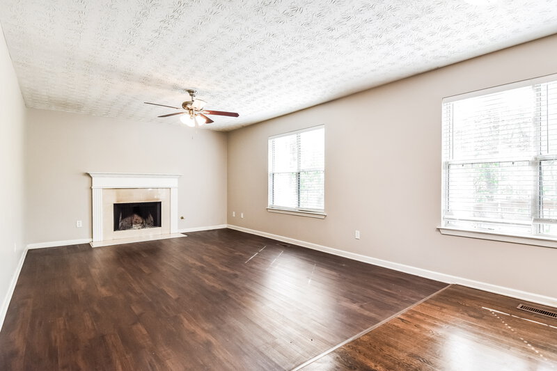 2,345/Mo, 3293 Rockmill Dr Ellenwood, GA 30294 Living Room View