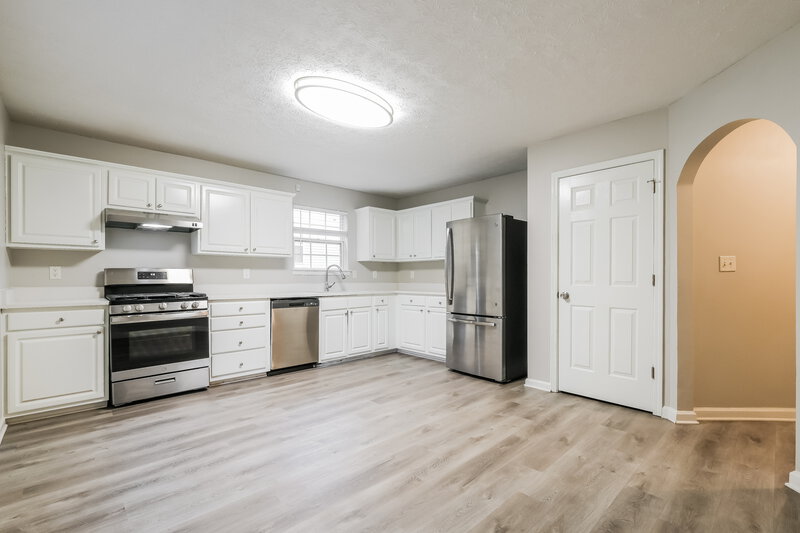 1,990/Mo, 2540 Lake Royale Dr Riverdale, GA 30296 Misc View 4