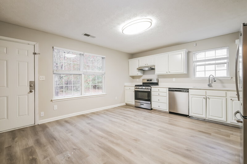 1,990/Mo, 2540 Lake Royale Dr Riverdale, GA 30296 Misc View 5