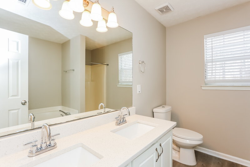 2,230/Mo, 3109 Canter Ct NE Conyers, GA 30013 Main Bathroom View