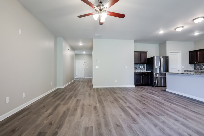 2,365/Mo, 29 Alexander Ln Bethlehem, GA 30620 Living Room View