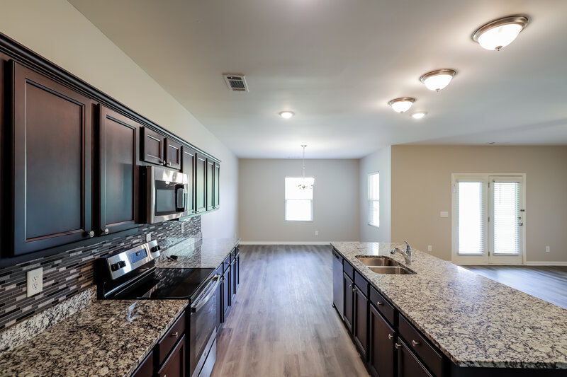 2,365/Mo, 29 Alexander Ln Bethlehem, GA 30620 Kitchen View