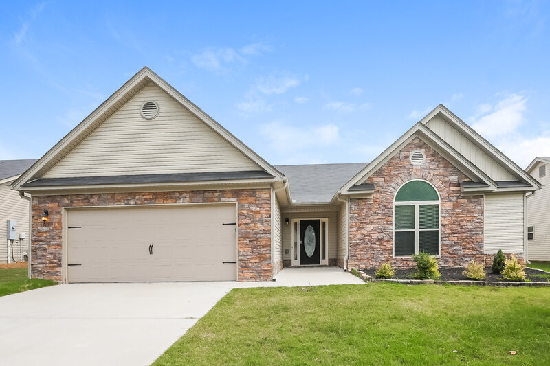 2,780/Mo, 1446 Dillard Heights Dr Bethlehem, GA 30620 Front View