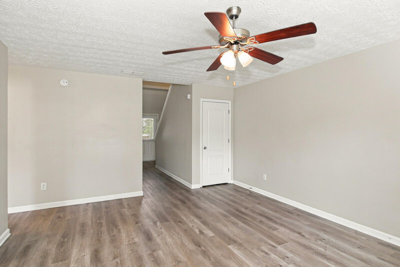 2,075/Mo, 1439 Persimmon Trace Morrow, GA 30260 Living Room View