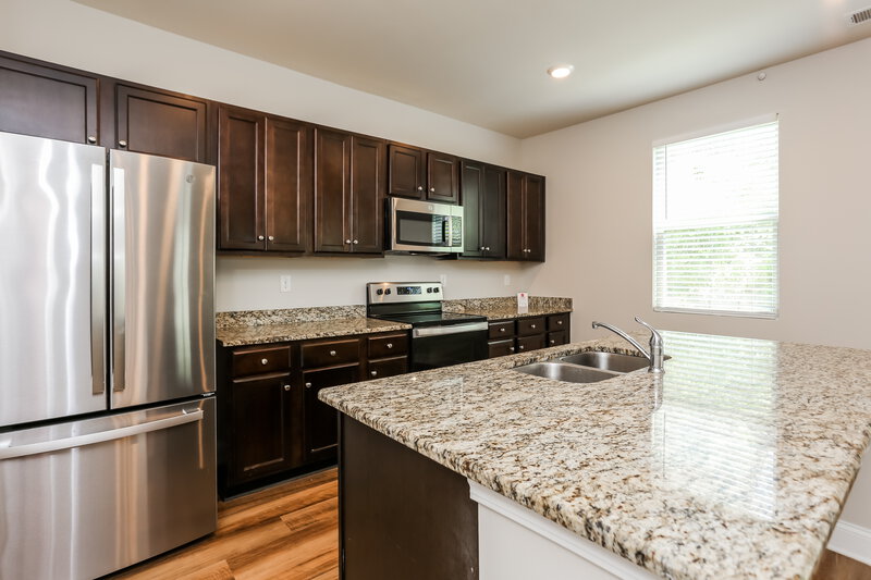 2,510/Mo, 516 Overo Dr McDonough, GA 30253 Kitchen View