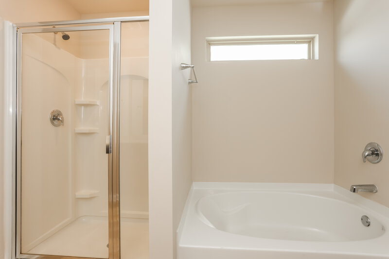 2,510/Mo, 516 Overo Dr McDonough, GA 30253 Main Bathroom View 2