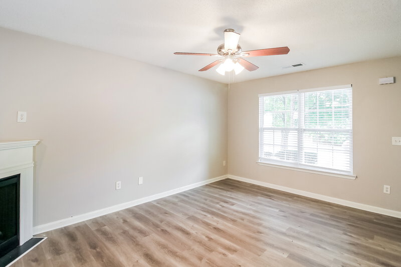 2,290/Mo, 229 Lossie Ln McDonough, GA 30253 Living Room View 2