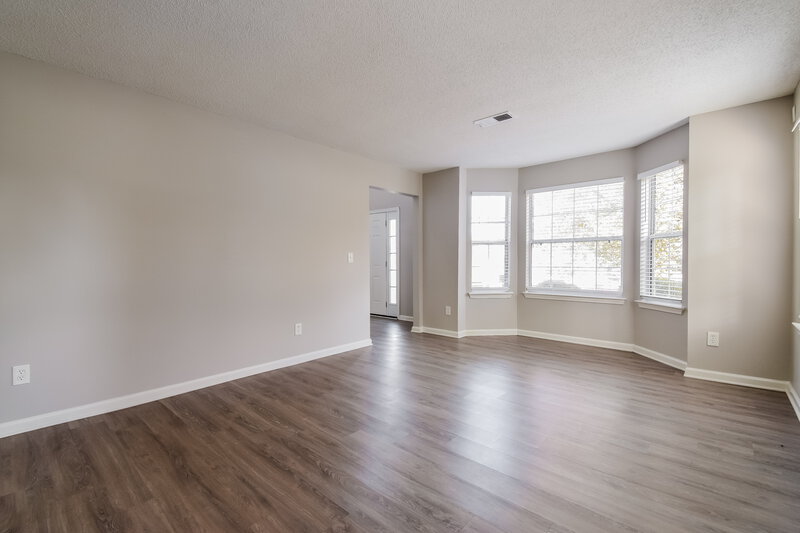 2,425/Mo, 3827 Riverview Bnd Ellenwood, GA 30294 Living Room View 2