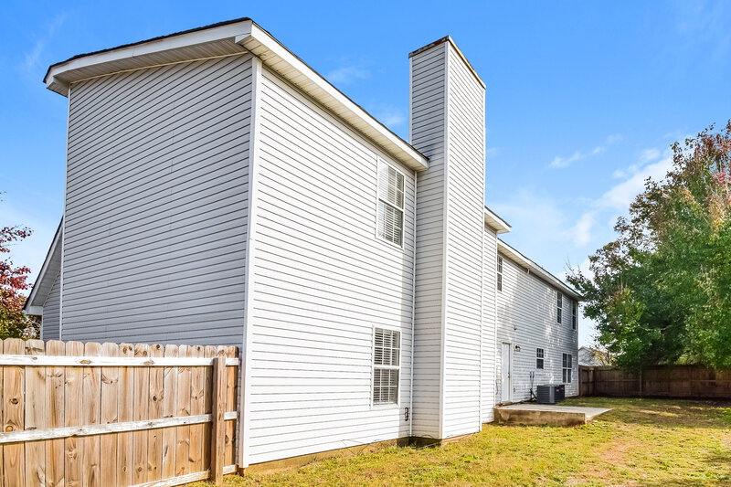 2,425/Mo, 3827 Riverview Bnd Ellenwood, GA 30294 Rear View