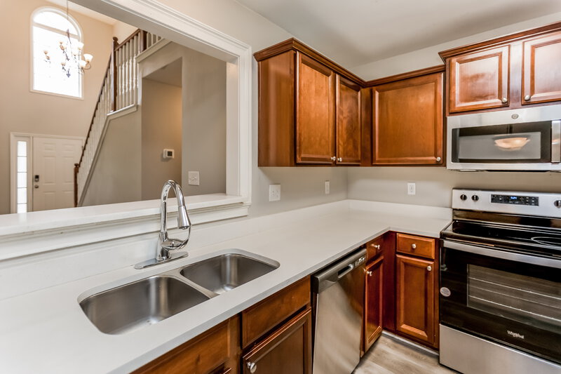 1,830/Mo, 100 Hayes Park Ct Dallas, GA 30132 Kitchen View