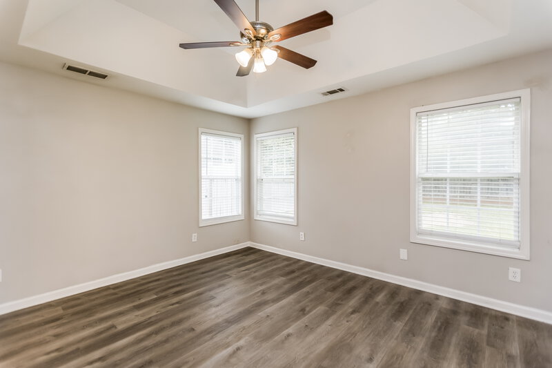 1,830/Mo, 100 Hayes Park Ct Dallas, GA 30132 Main Bedroom View