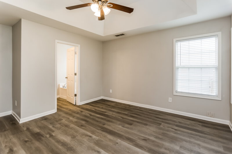 1,830/Mo, 100 Hayes Park Ct Dallas, GA 30132 Main Bedroom View 2