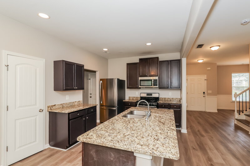 2,480/Mo, 4485 Belcamp Rd Fairburn, GA 30213 Kitchen View 2