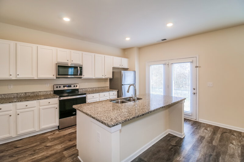 2,245/Mo, 520 Overo Dr McDonough, GA 30253 Kitchen View