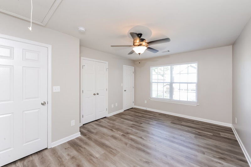 2,185/Mo, 122 Village Pkwy Woodstock, GA 30188 Main Bedroom View 2