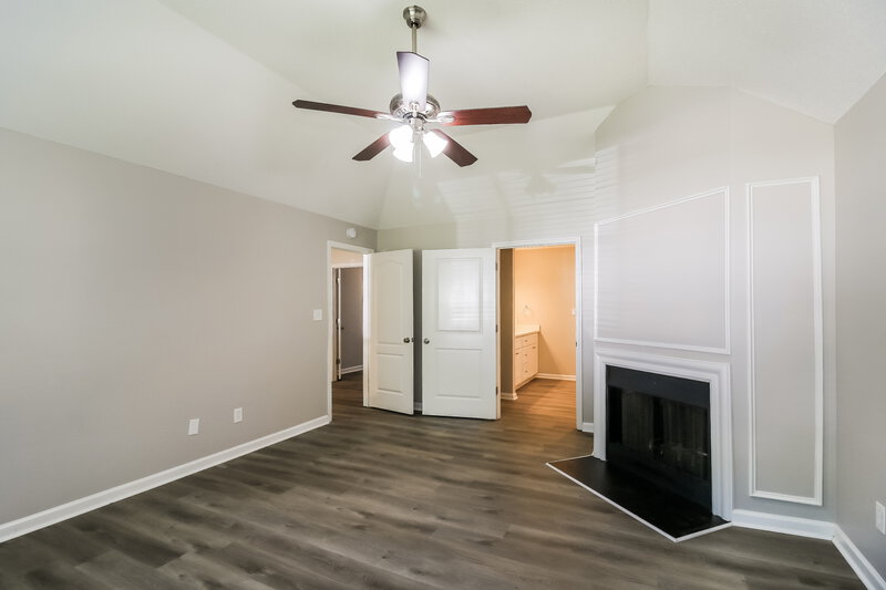 2,660/Mo, 17 Arbor Cove Dr Stockbridge, GA 30281 Main Bedroom View 2