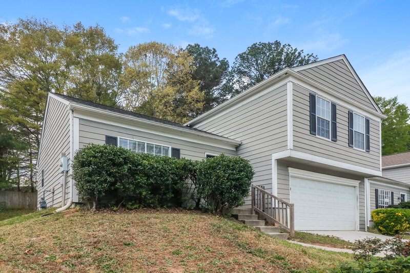 1,975/Mo, 6514 Eastbriar Dr Lithonia, GA 30058 Front View