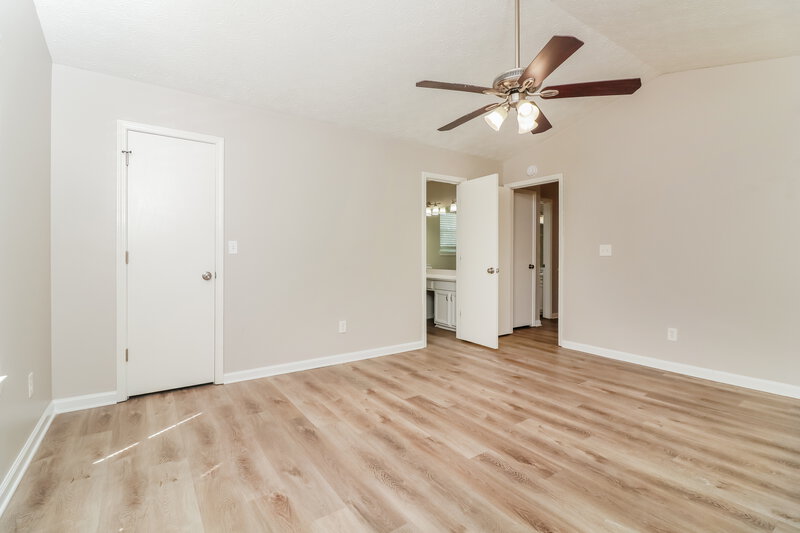 1,975/Mo, 6514 Eastbriar Dr Lithonia, GA 30058 Main Bedroom View 2