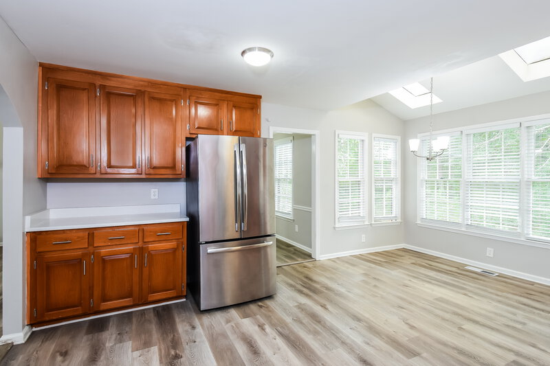 2,495/Mo, 2858 Carnegie Way SW Marietta, GA 30064 Kitchen View 2