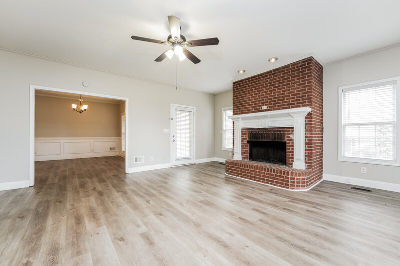 1,970/Mo, 55 Sylvia Cir Covington, GA 30016 Living Room View