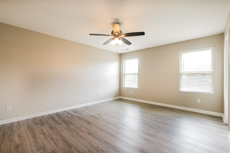 2,165/Mo, 422 Renown Ct Winder, GA 30680 Main Bedroom View