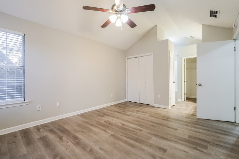 1,900/Mo, 2812 Country Farms Ct Snellville, GA 30039 Main Bedroom View 2