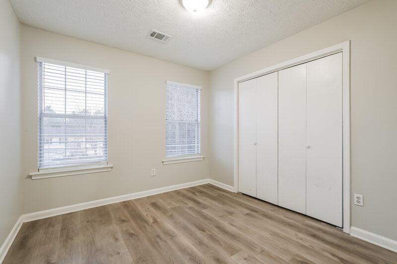 1,900/Mo, 2812 Country Farms Ct Snellville, GA 30039 Bedroom View