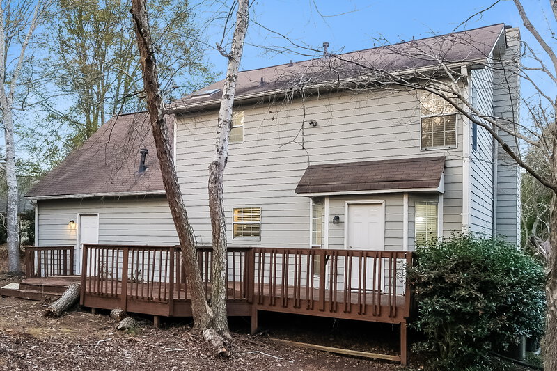 1,900/Mo, 2812 Country Farms Ct Snellville, GA 30039 Rear View