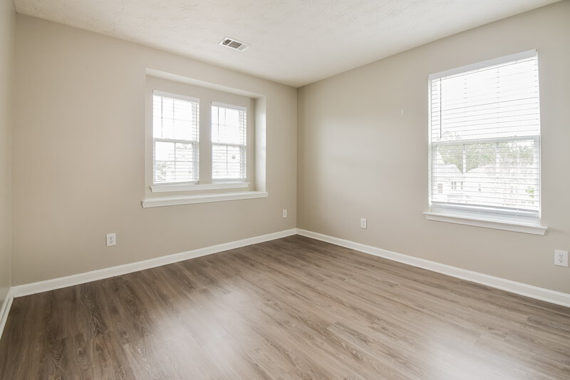 2,150/Mo, 2010 Valley Creek Dr Lithia Springs, GA 30122 Bedroom View 4