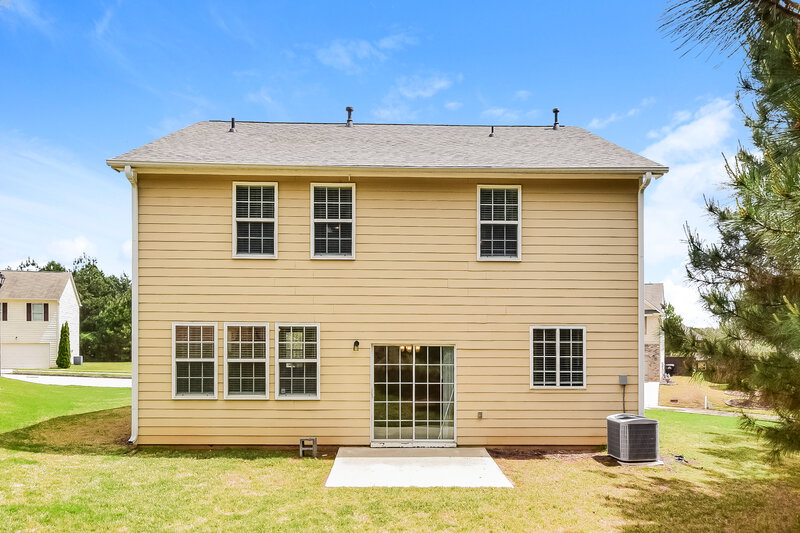 2,150/Mo, 2010 Valley Creek Dr Lithia Springs, GA 30122 Rear View