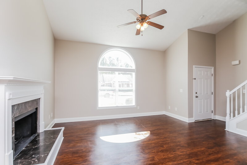 2,650/Mo, 82 Westridge Cir Dallas, GA 30132 Living Room View