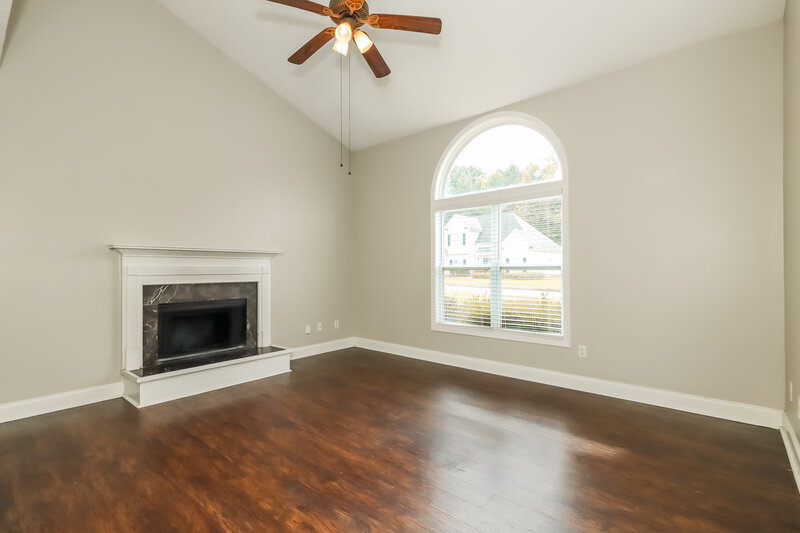 1,905/Mo, 82 Westridge Cir Dallas, GA 30132 Living Room View