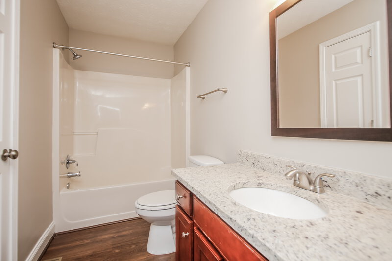 2,650/Mo, 82 Westridge Cir Dallas, GA 30132 Bathroom View