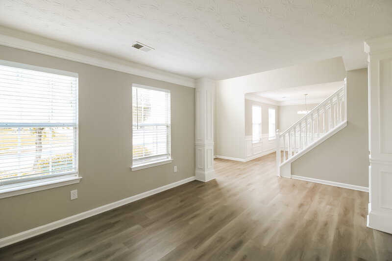 2,125/Mo, 80 Greenway Dr Covington, GA 30016 Living Room View 2