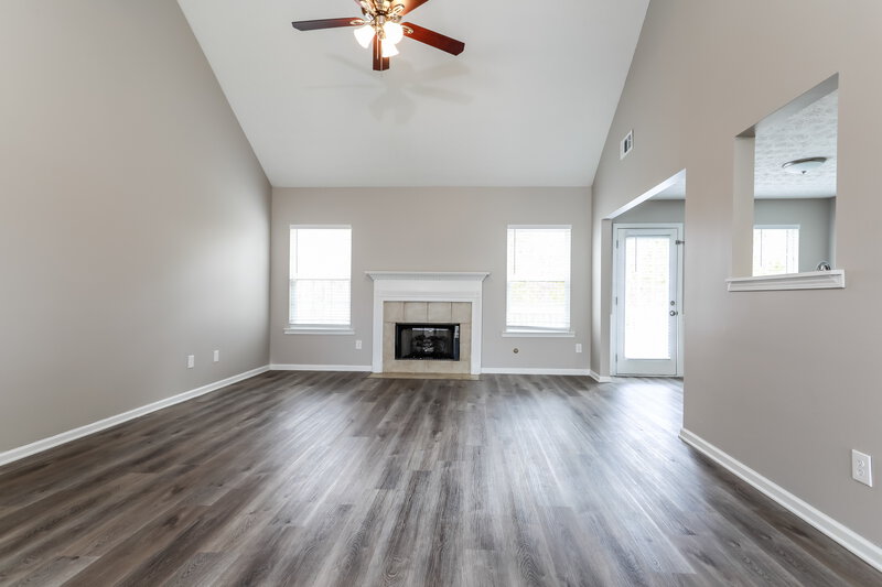 2,480/Mo, 1194 Opie Ln Lawrenceville, GA 30045 Living Room View