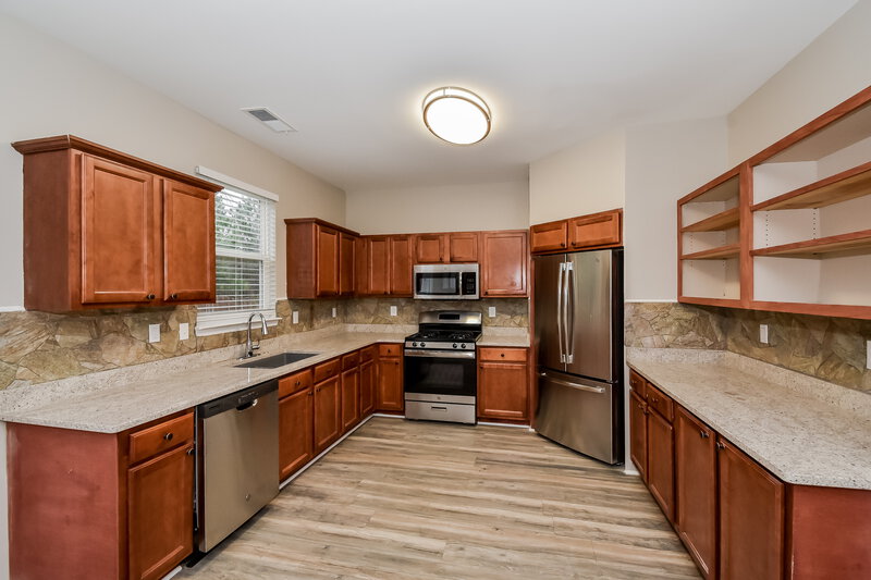 2,665/Mo, 340 Big Sky Pass Atlanta, GA 30349 Kitchen View