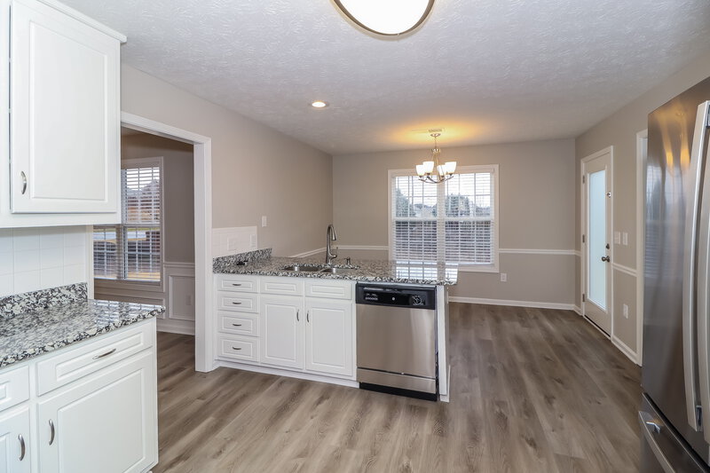 1,915/Mo, 3595 Lynley Mill Dr Dacula, GA 30019 Kitchen View