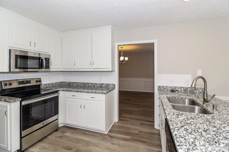 1,915/Mo, 3595 Lynley Mill Dr Dacula, GA 30019 Kitchen View 2